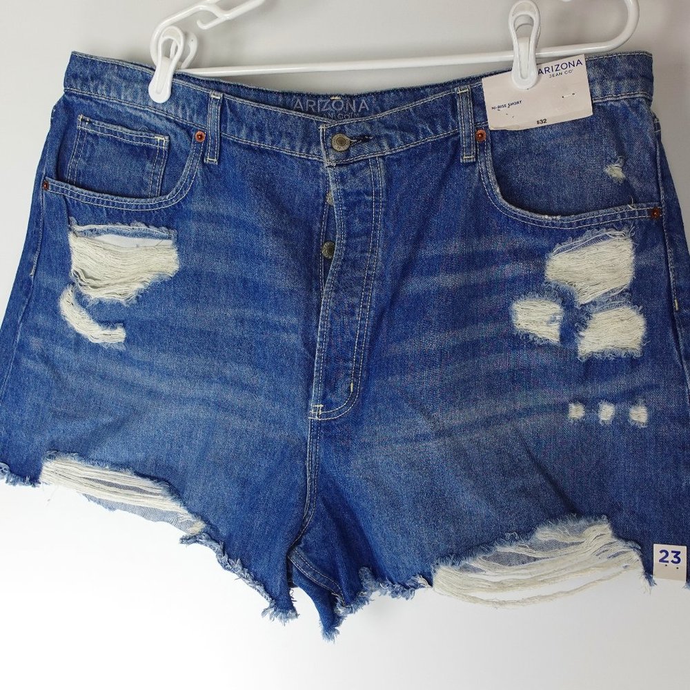 NEW Arizona Plus Size Ripped Button Fly Denim Shorts
